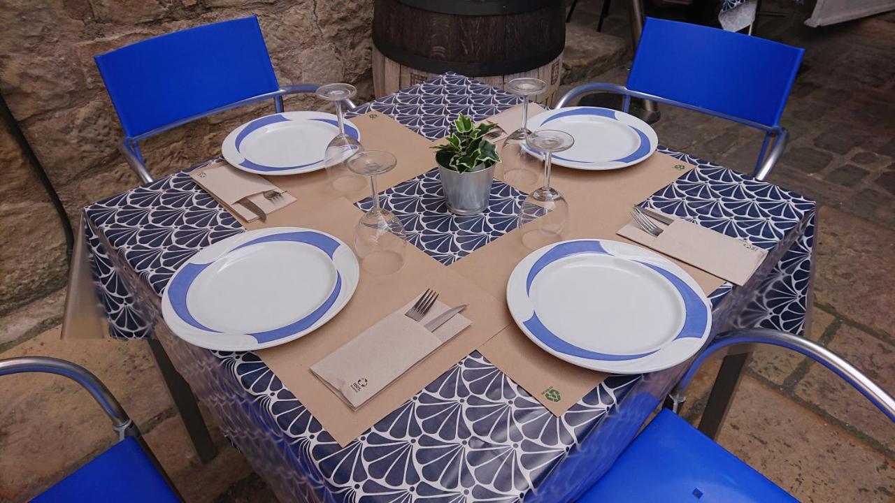 La Pata De Oca Hostal Rural Y Albergue Torres del Rio Luaran gambar