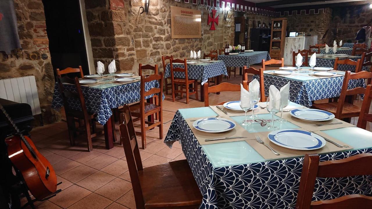 La Pata De Oca Hostal Rural Y Albergue Torres del Rio Luaran gambar